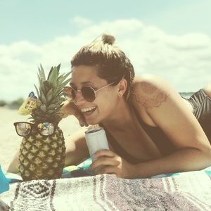 Meet your Posher, GG